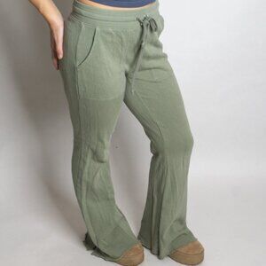 Offline by Aerie Green Pants Size XS